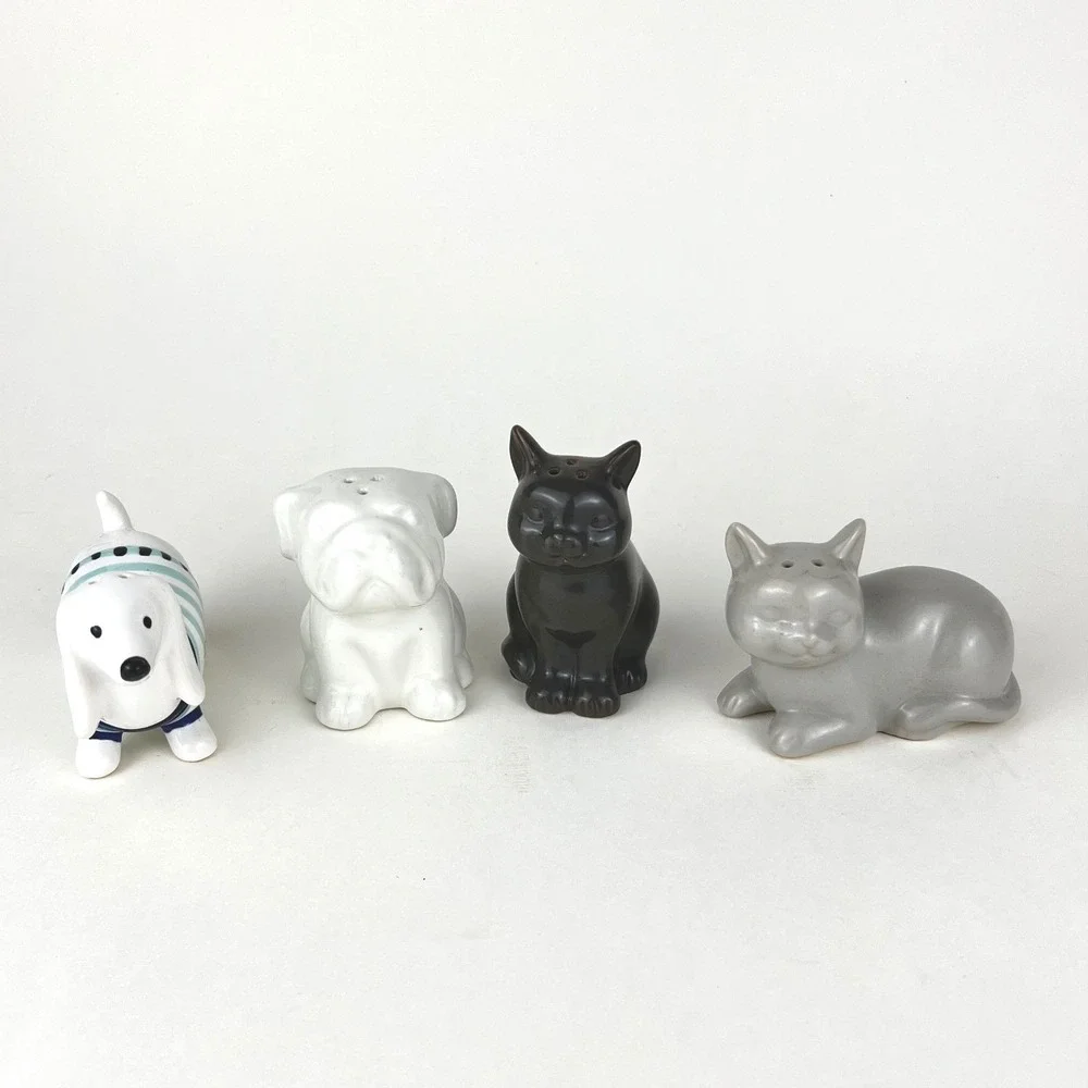 Ceramic Dog and Cat Salt and Pepper Shaker Set Cute Animal Kitchen Decor